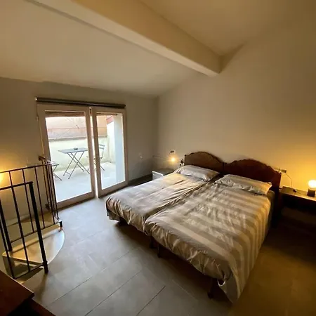 Cute Nest شقة كومو